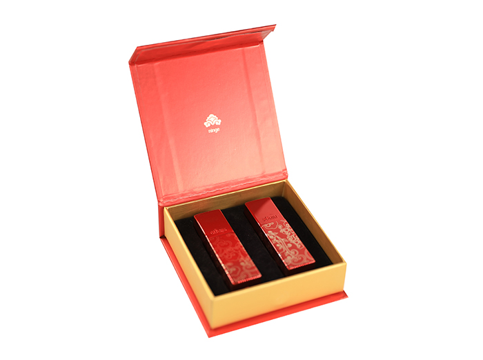 凝芝·彩 煥顏絲滑口紅禮盒